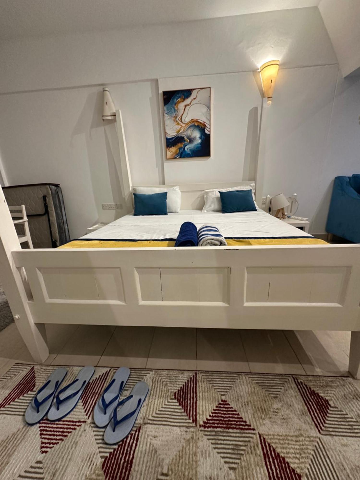 Sea La Blue Apartment *